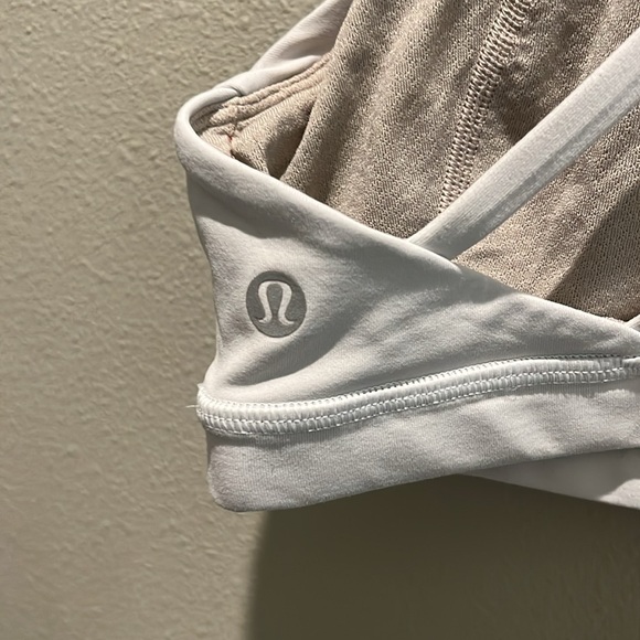 Lululemon Free to Be Sports Bra - High Neck - Picture 3 of 4